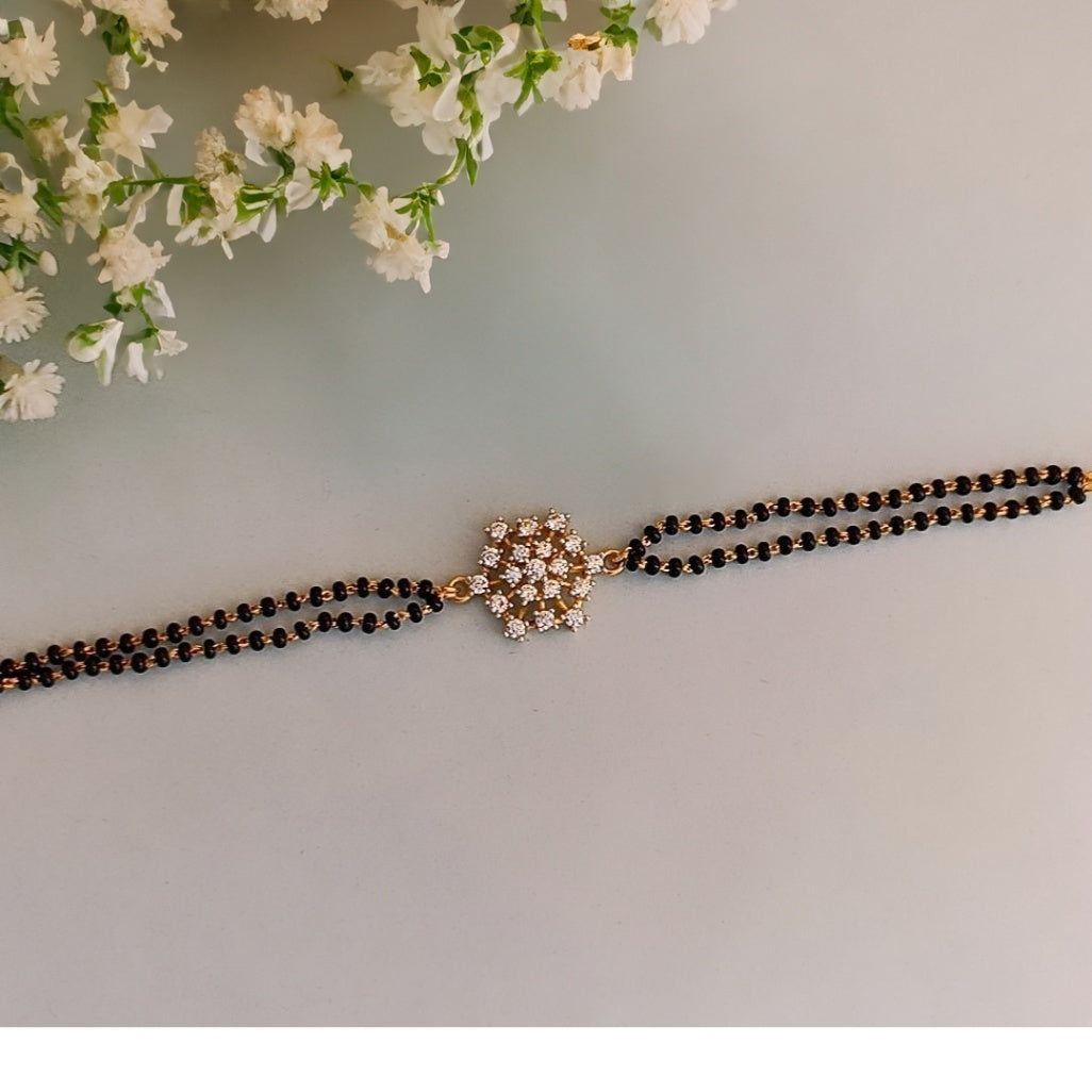 Rumi Hand Mangalsutra