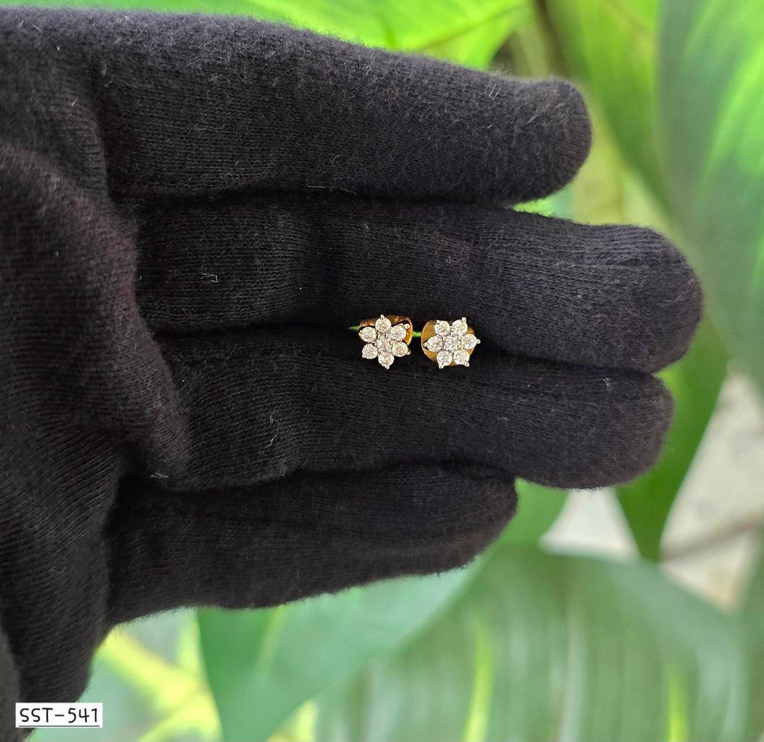 Meri Dazzling Floral Earrings