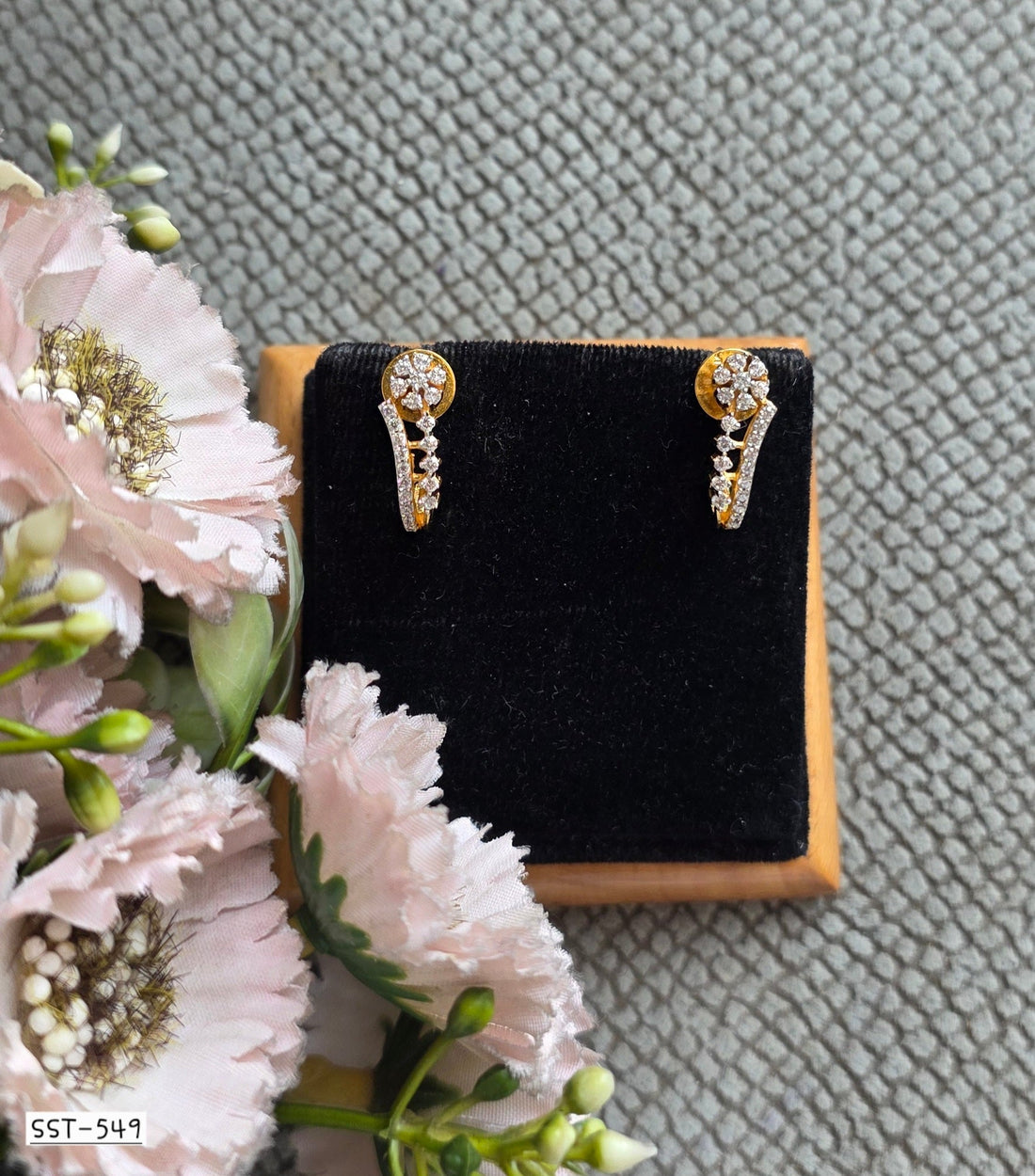 Exquisite Bali Diamond Earrings