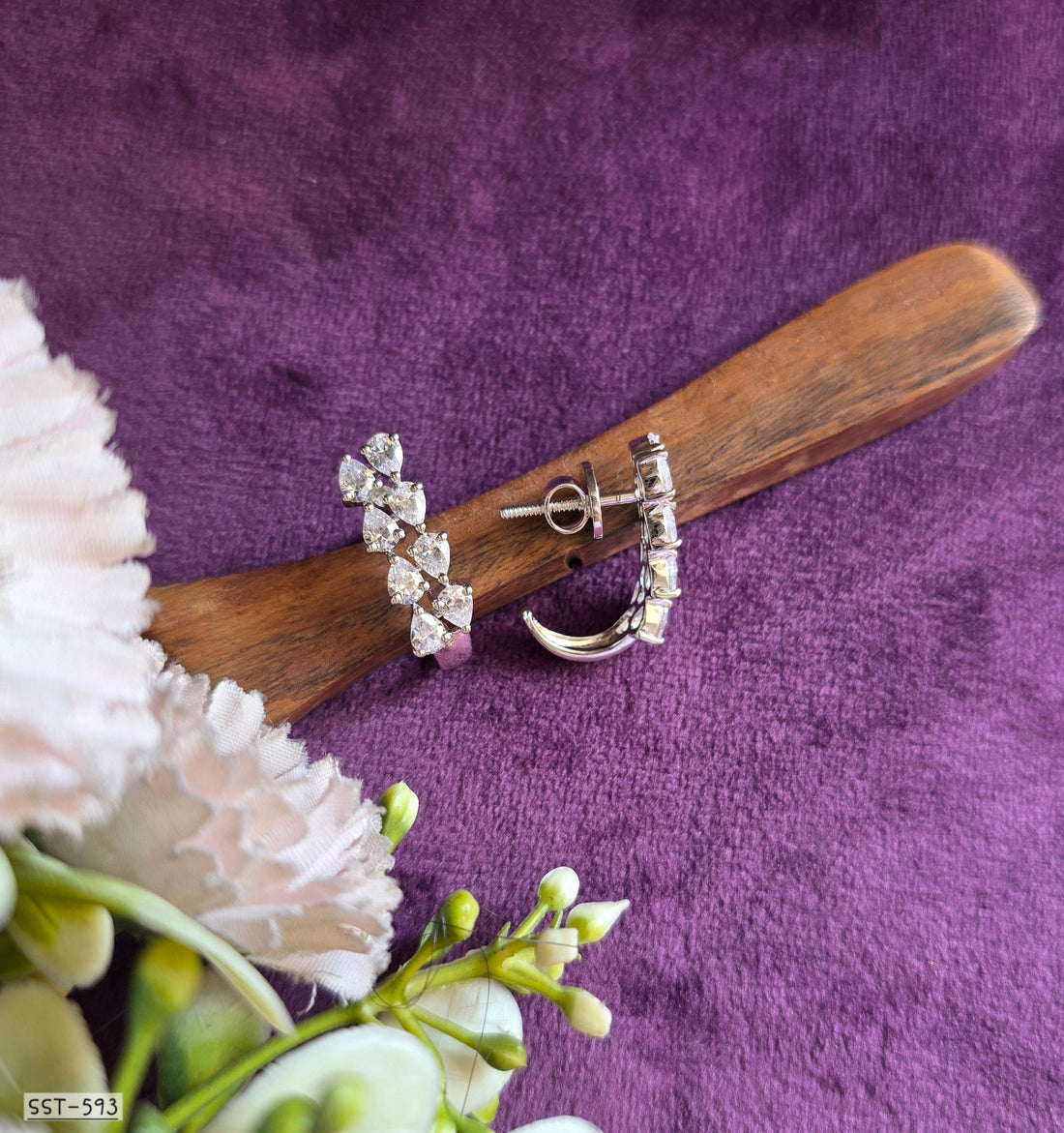 Pear-Cut Bali Earrings