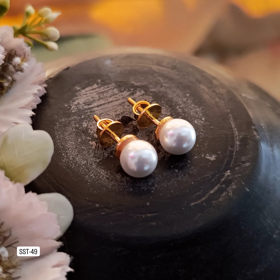 Avani Classic Pearl Earrings
