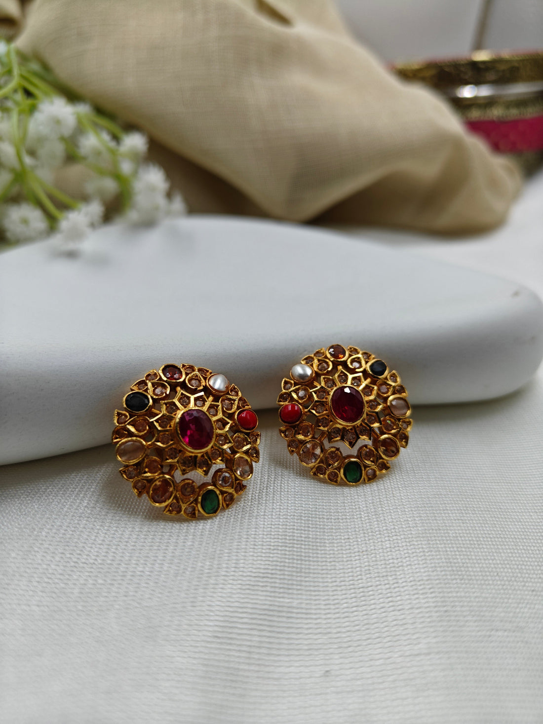 Purva Navaratna Beauty