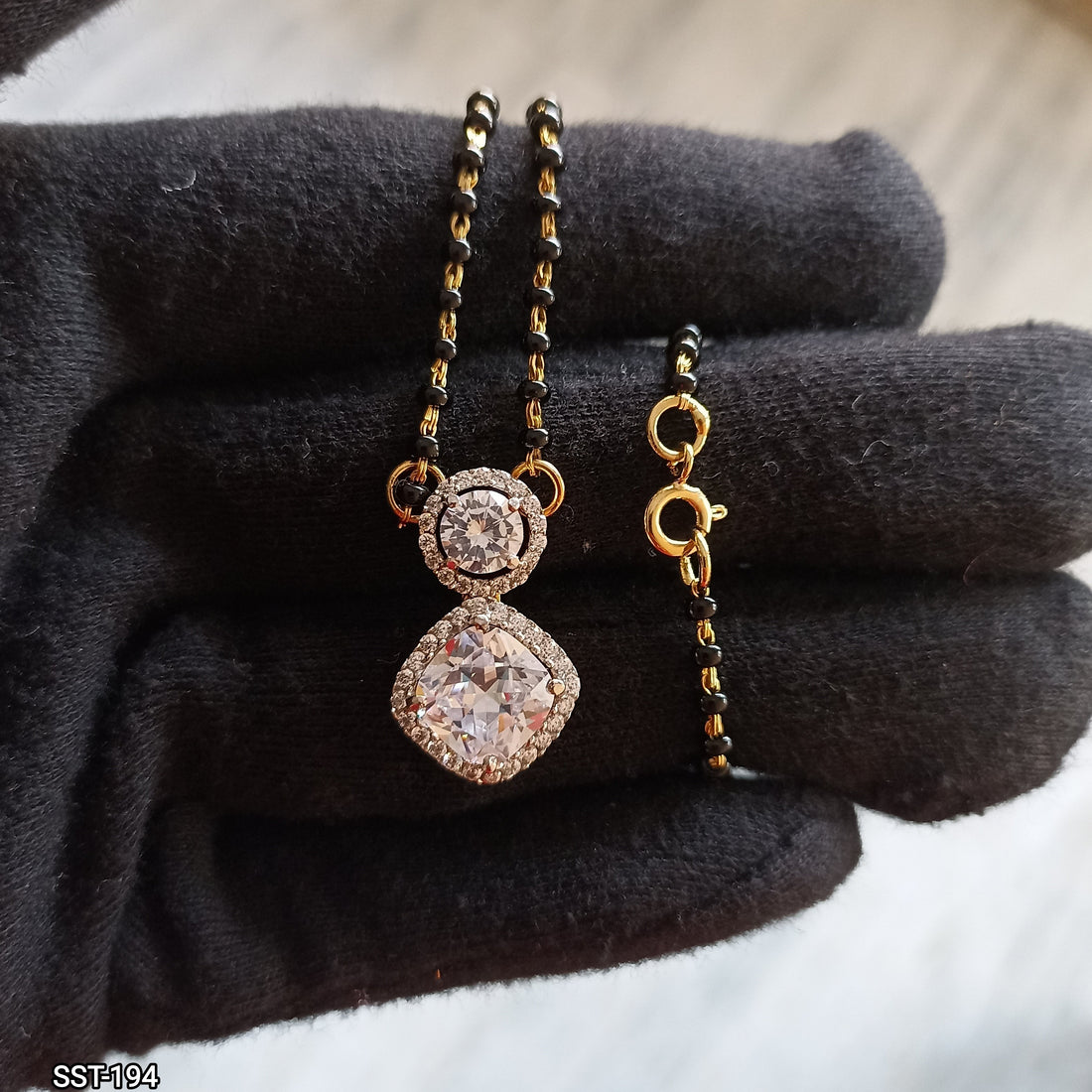Ruhani Double Diamond Mangalsutra