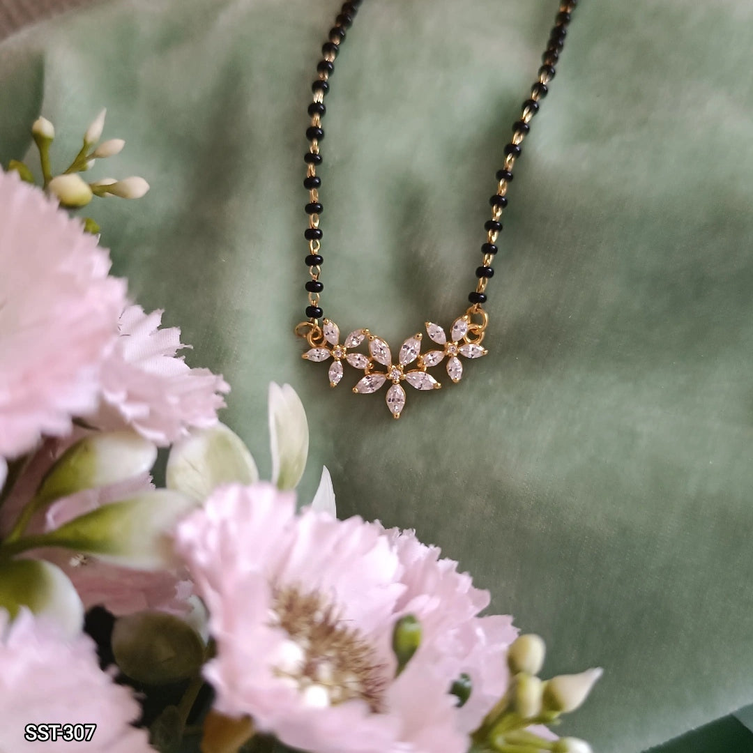 Shyama Flower-inspired Mangalsutra