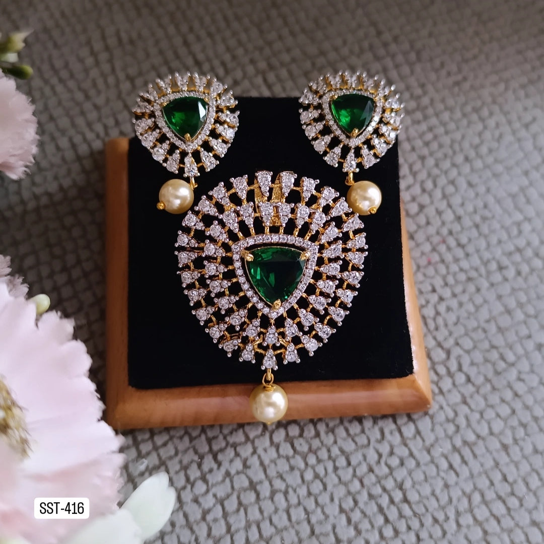 Lavanya Pendant And Earring Set