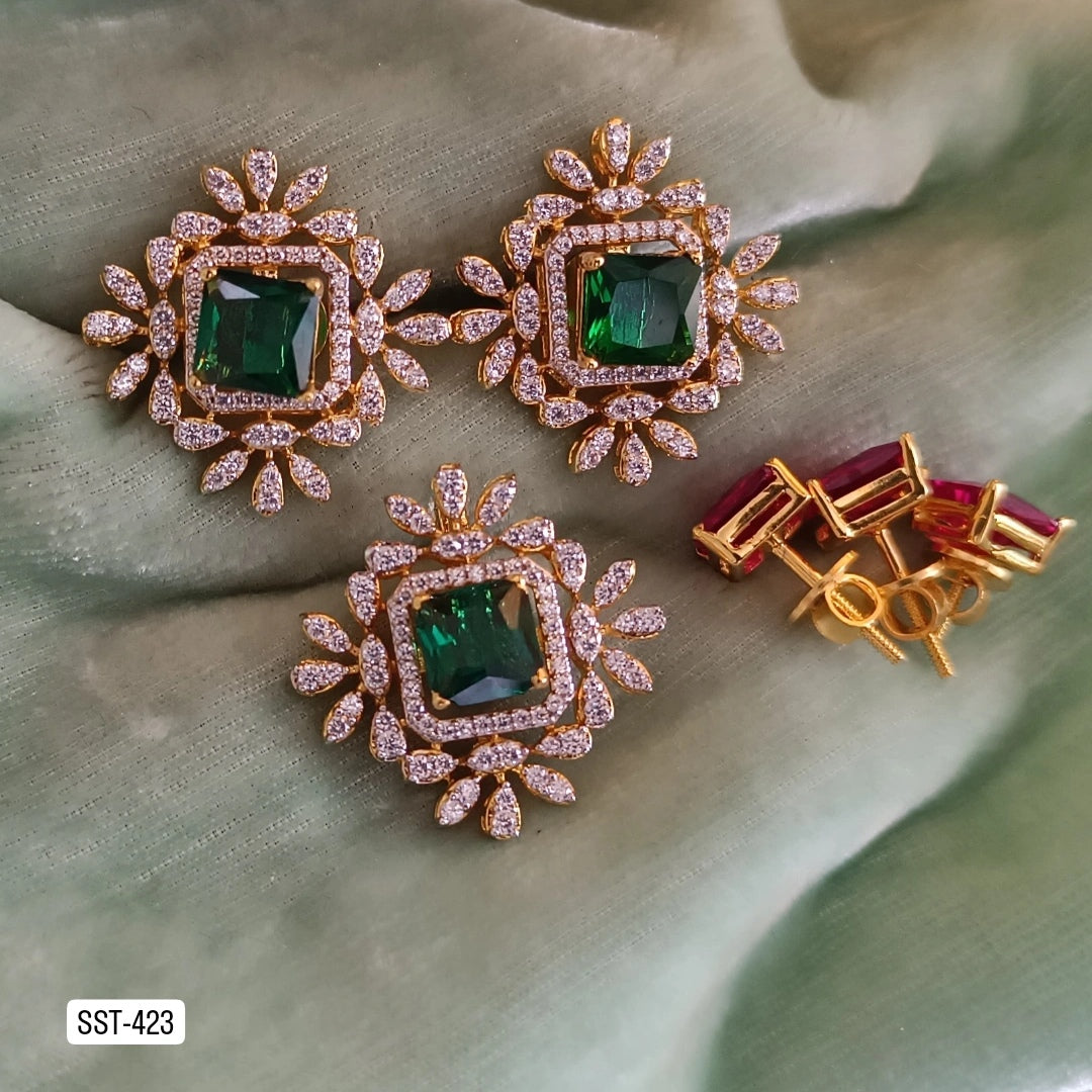 Jala Pendent And Earrings Set