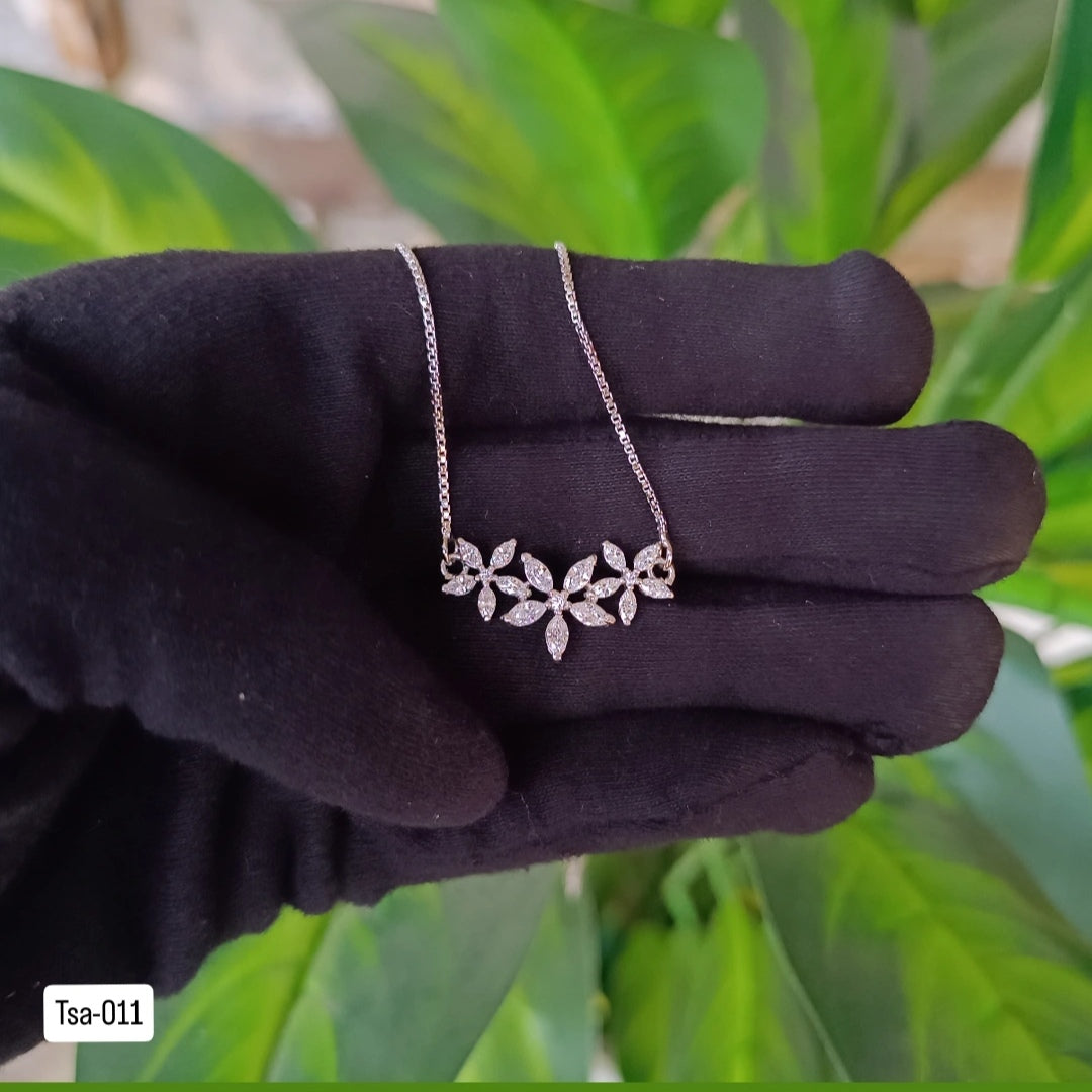 Luca Pendant and Chain Set