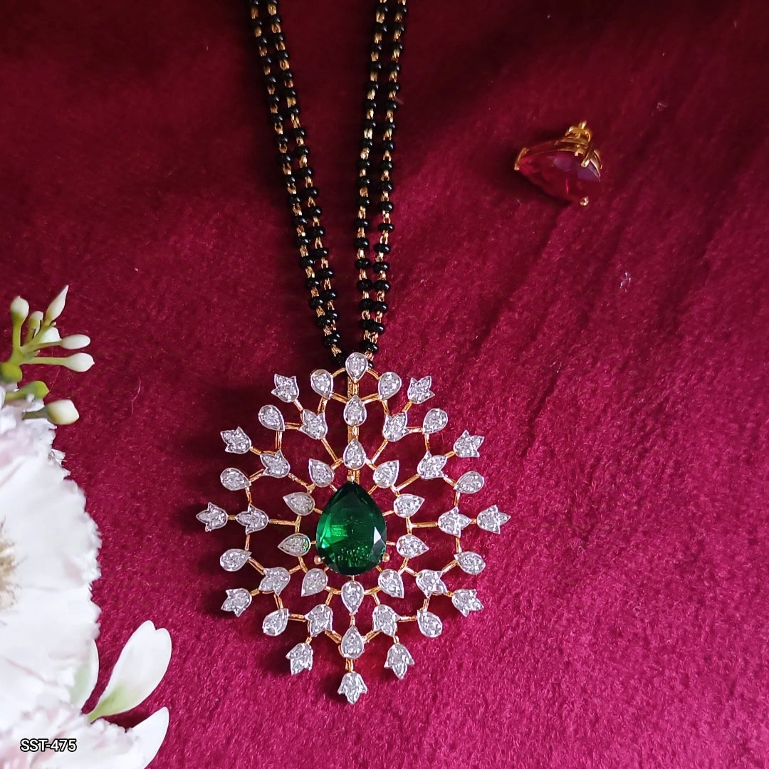 Thuli Floral Pendant Mangalsutra