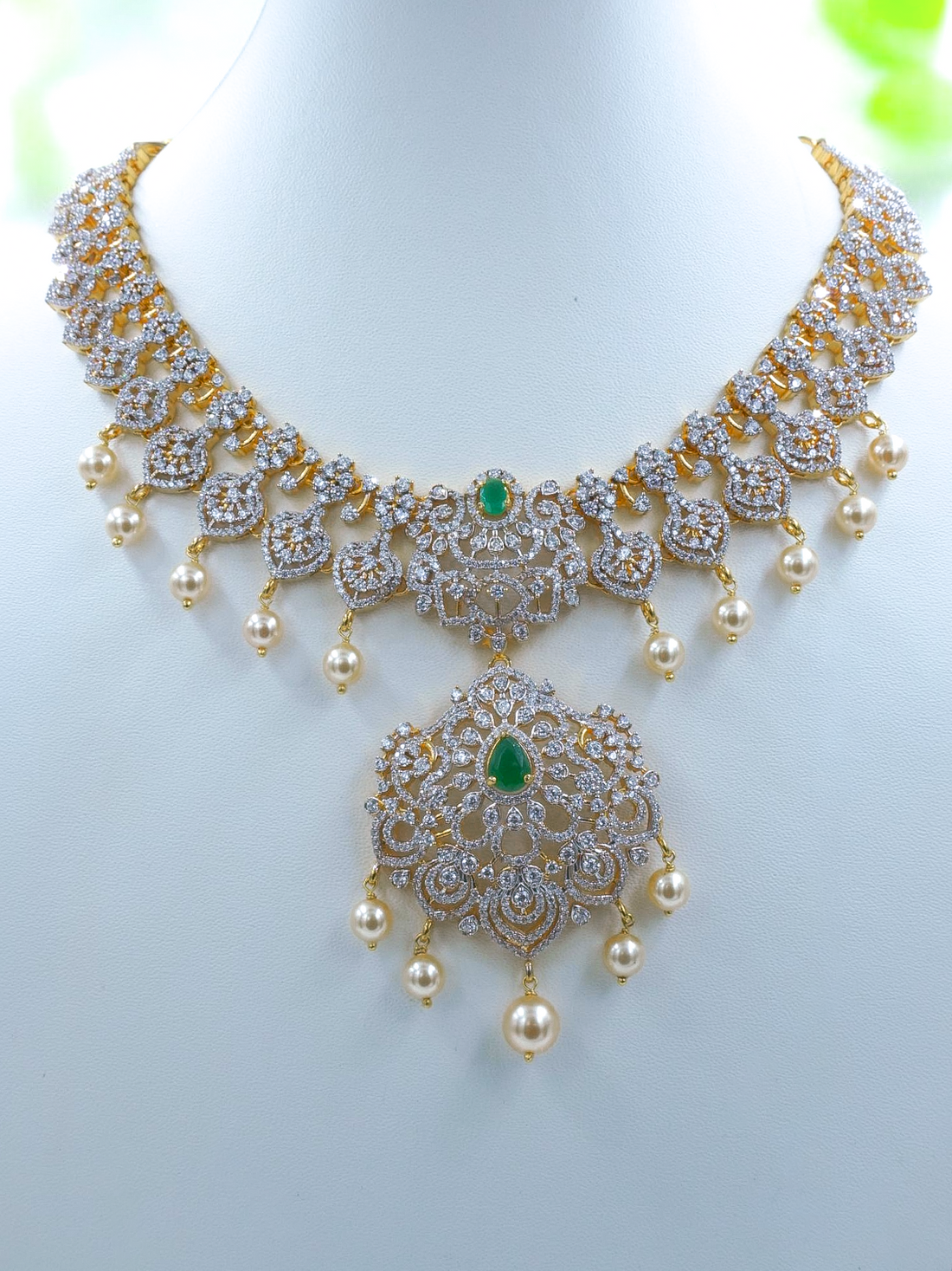 Luxe Diamond Cascade