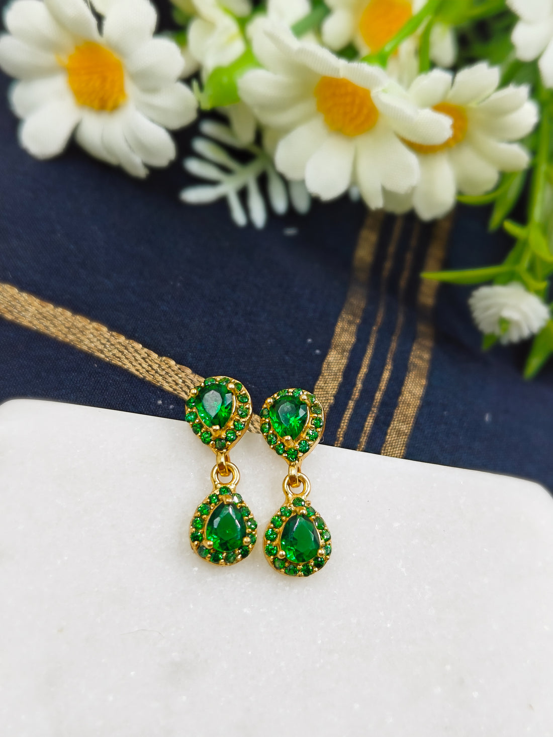 Jade Glow Necklace Set