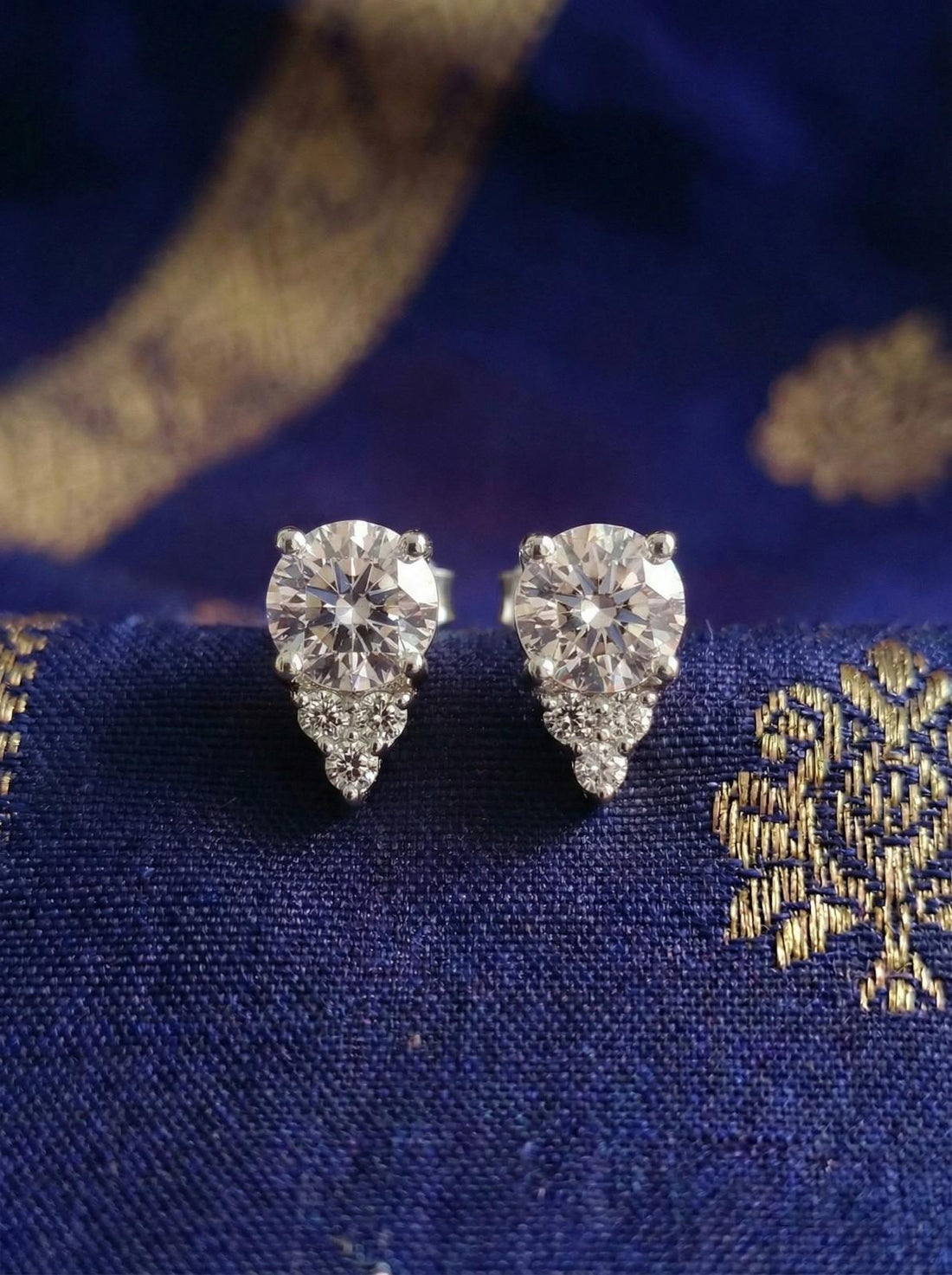 Ruhani Diamond Stud