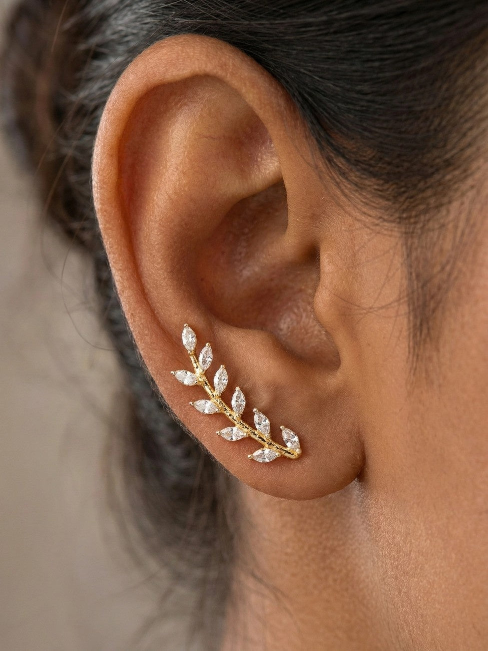 Shimmering Leaf Diamond Earrings