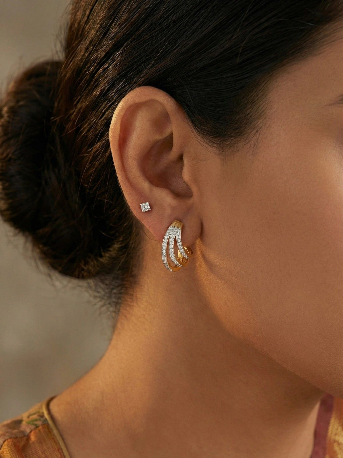 Sparkling Curved Earrings