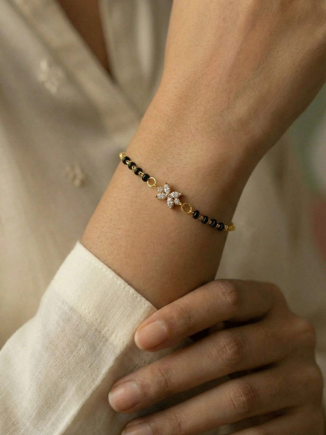 Delicate Floral Charm Hand Mangalsutra