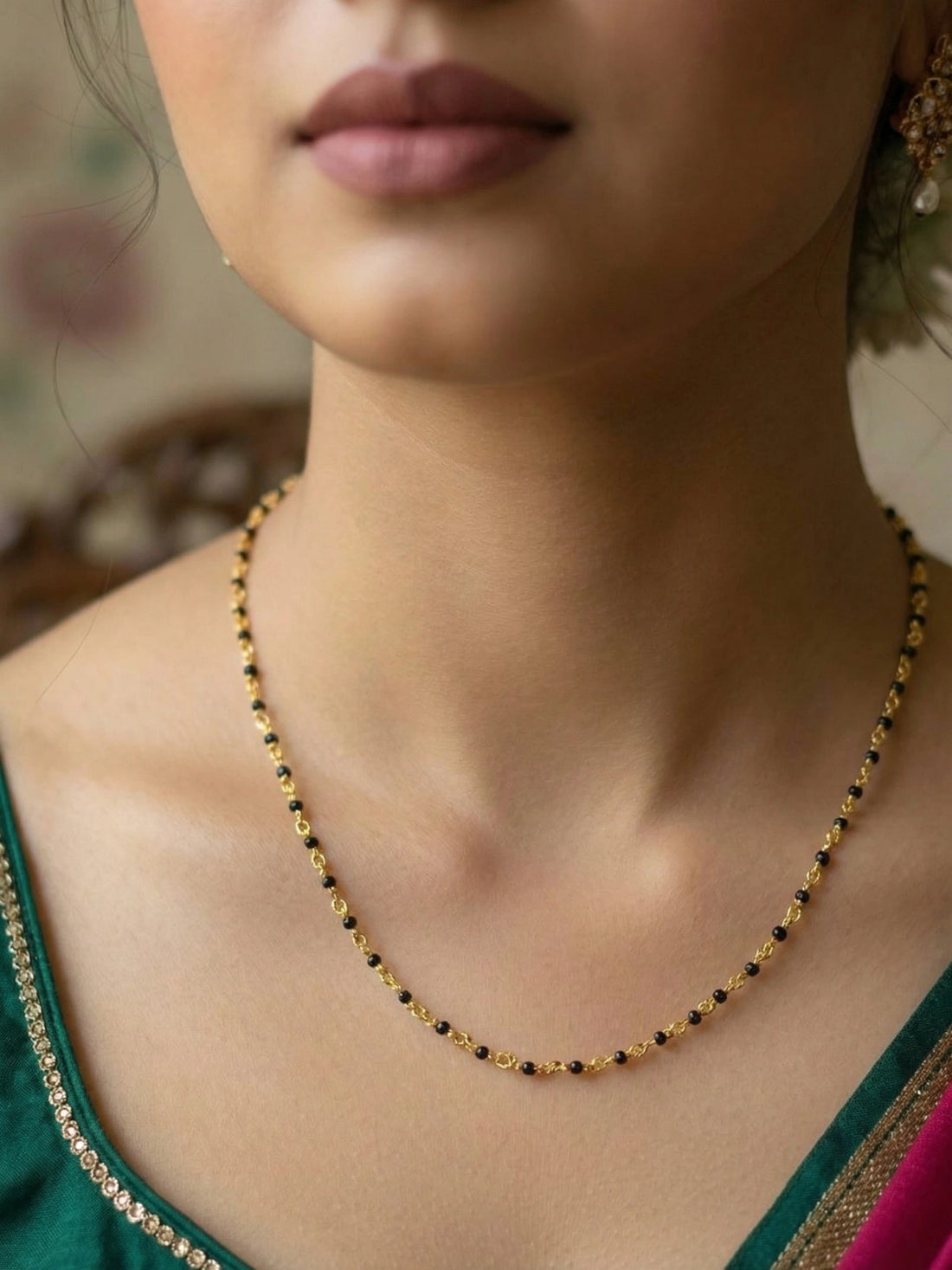 Crystal beads hand made chain