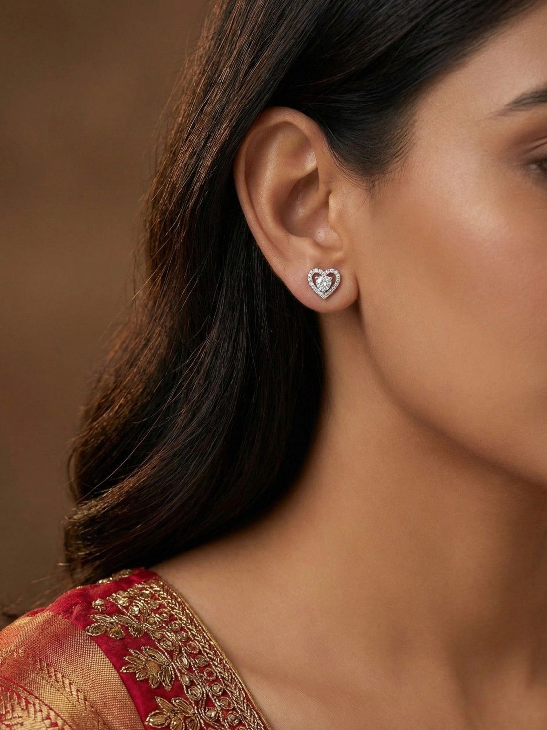 HEART STUD EARRINGS WITH SPARKLING STONES