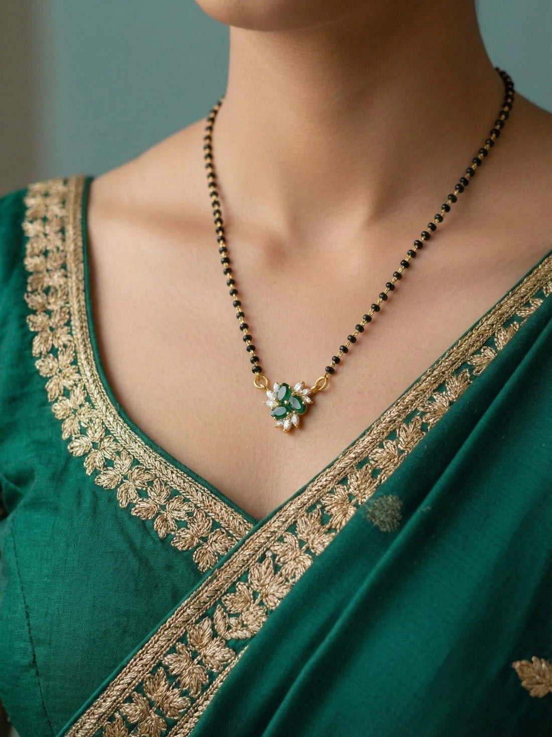 Loka Bloom Mangalsutra Pendant