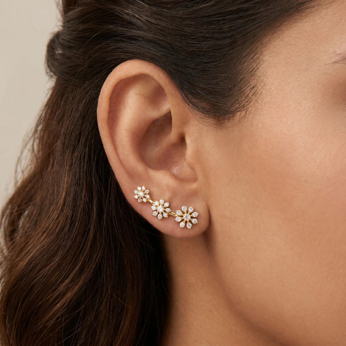 Kaamya Exquisite Earcuff